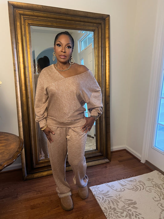 The Lounge Language Set