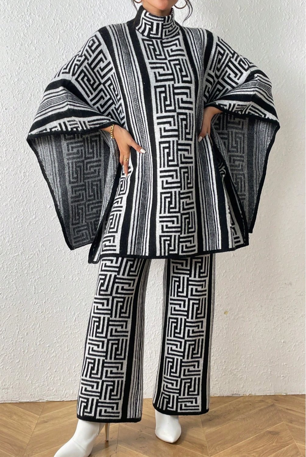 Geo Pattern Poncho Set - Fly VSJ, Women's Clothing and Fashion Accessories