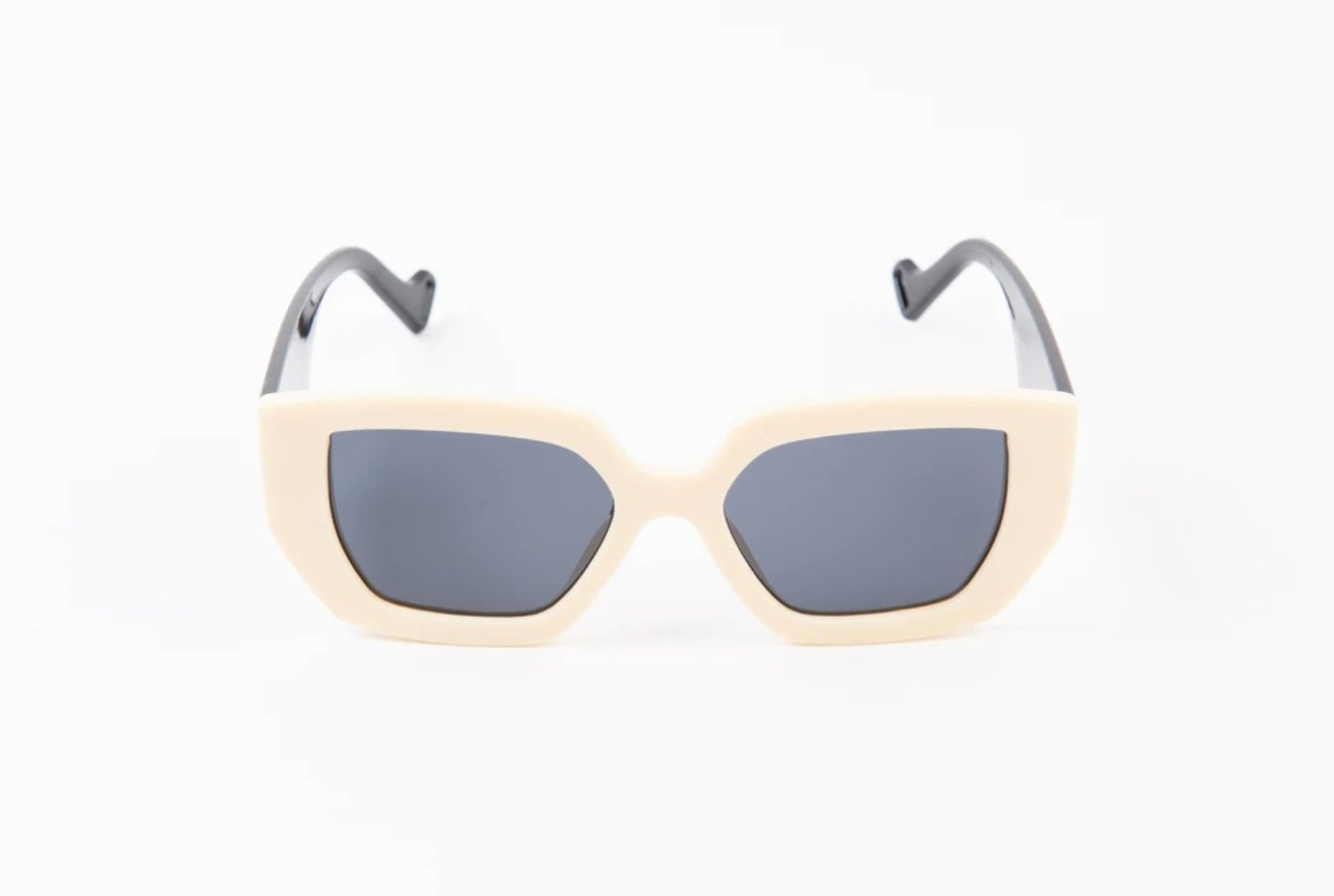 Pamela Sunnies - Fly VSJ, Women's Clothing and Fashion Accessories