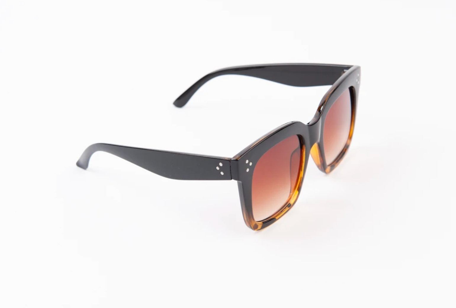 Vayle Sunnies - Fly VSJ, Women's Clothing and Fashion Accessories