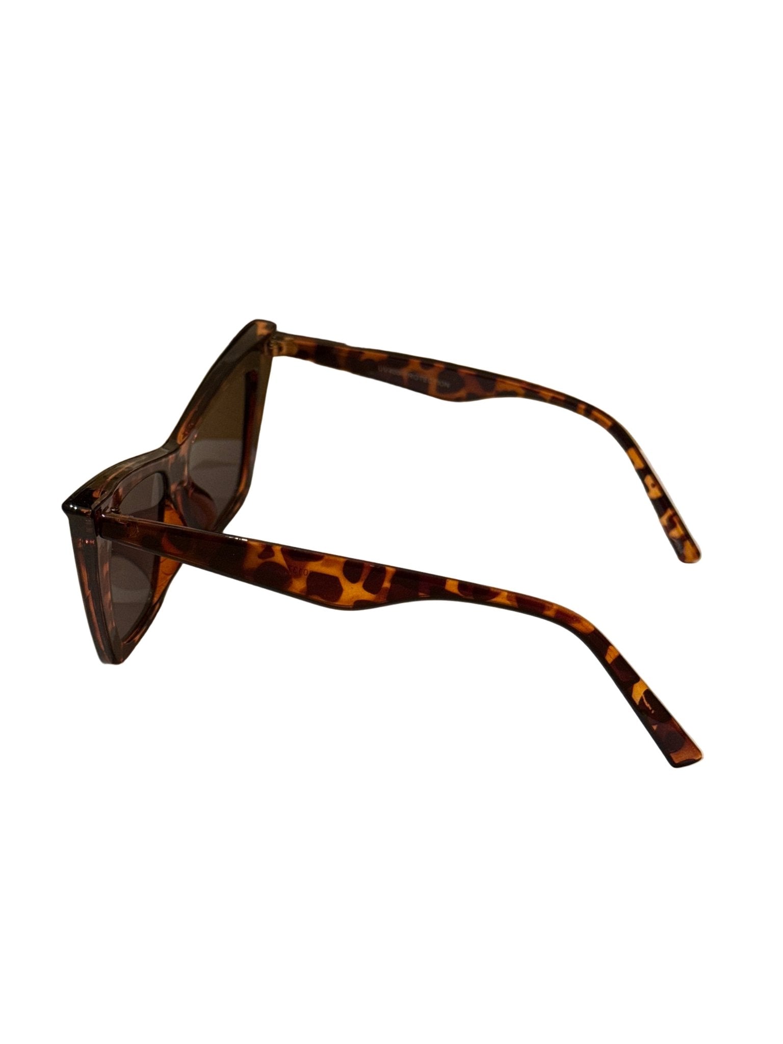 Amaya Sunnies - Fly VSJ, Women's Clothing and Fashion Accessories